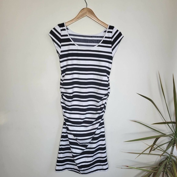 Soon Maternity Leo Cap Sleeve Black and White Stripe Maternity Dress - Picture 6 of 15